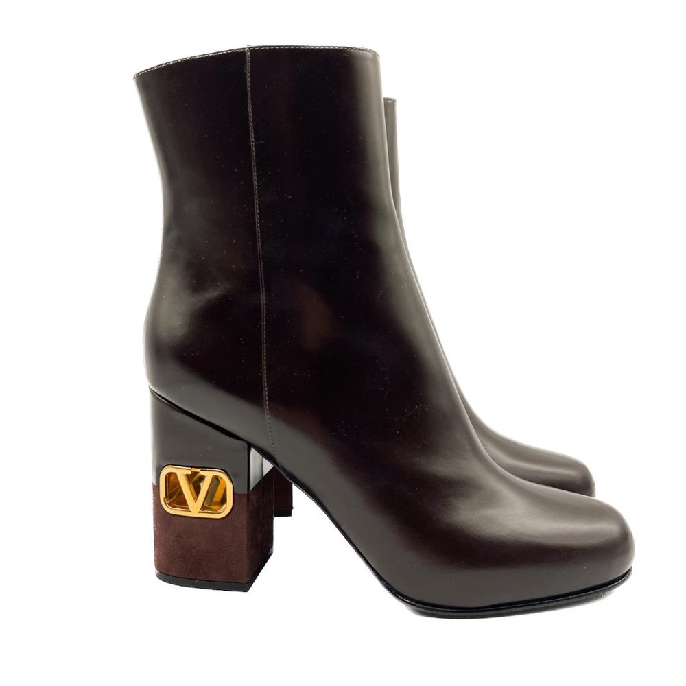 Valentino Garavani VLogo Heritage Leather VLogo-Heel Booties Made in Italy Sz 40